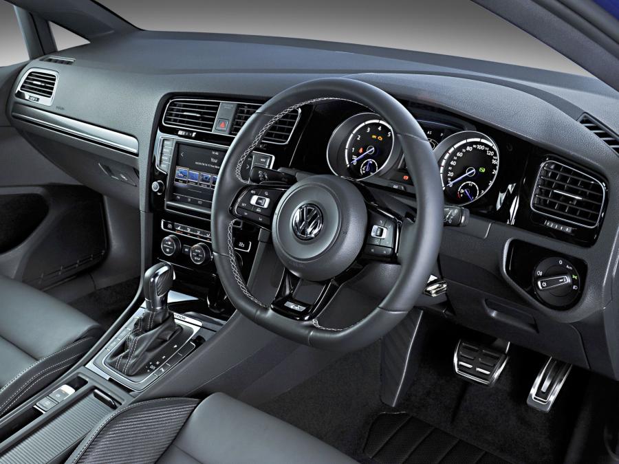  Volkswagen Golf R 5-Door 2014 года  (ZA) (фото 6 из 18)
